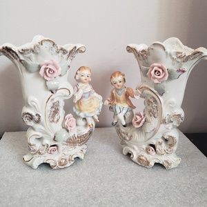 Thames Antique Decorative Vase made in Japan  Flow